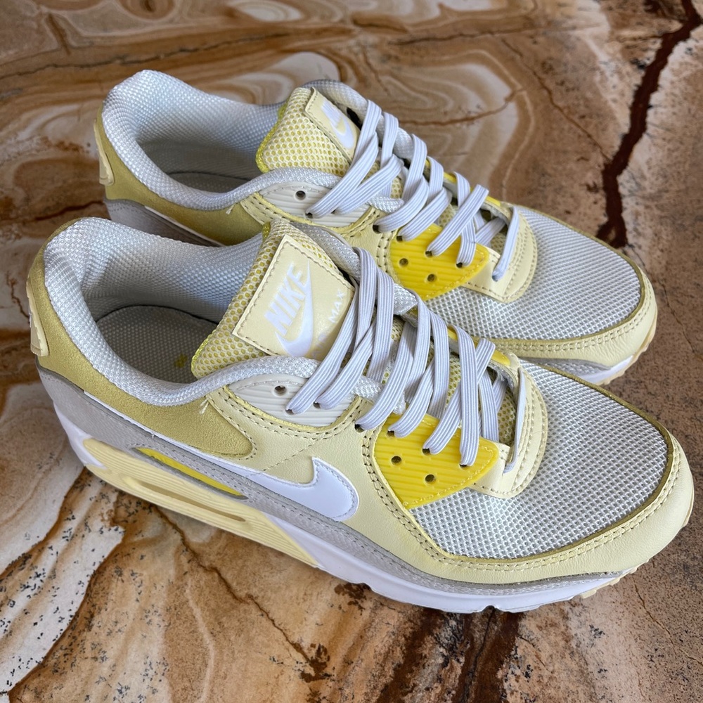 Nike Air Max 90 Lemon Yellow 6.5 RARE💛!